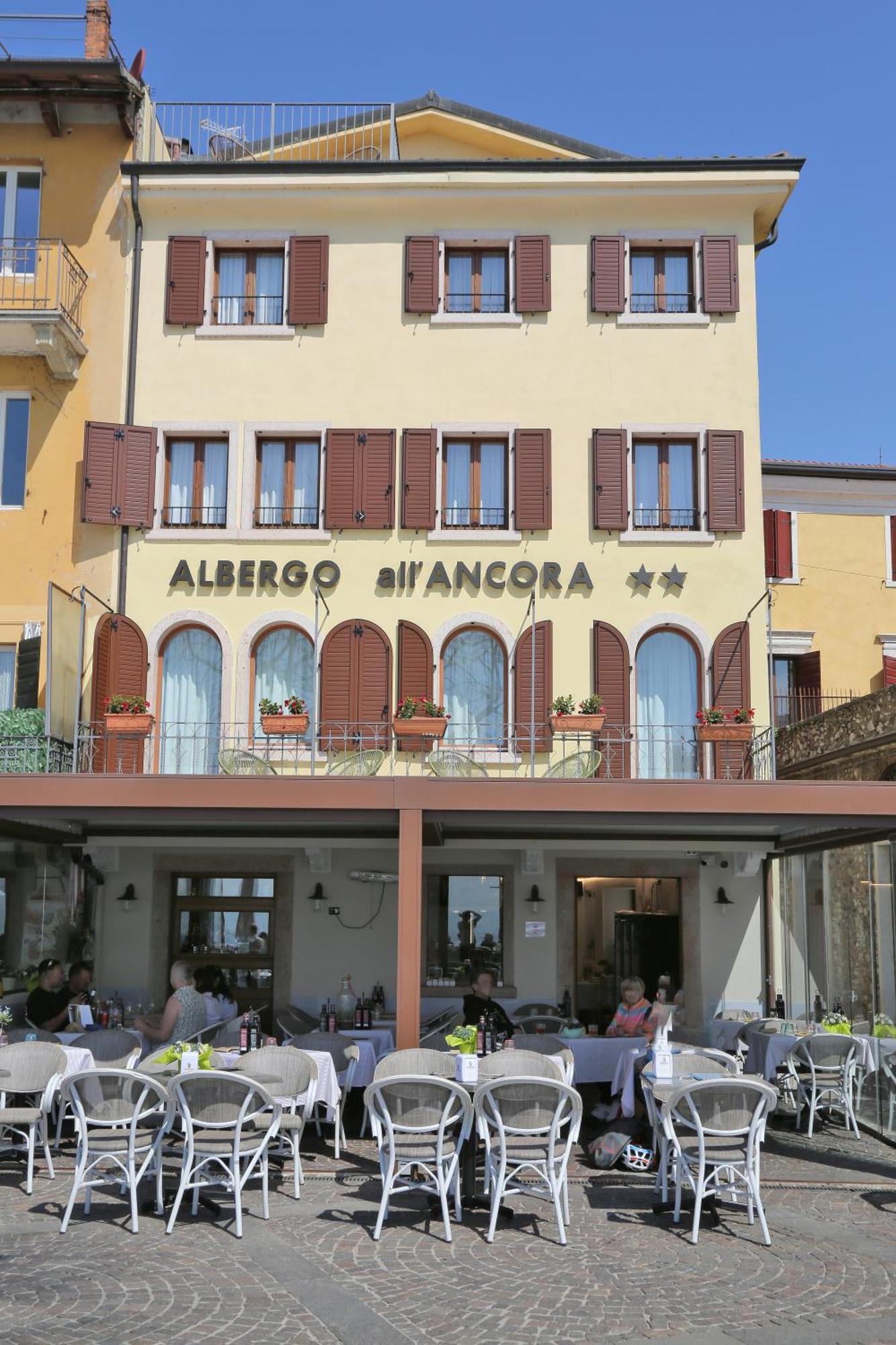 Albergo All'Ancora ガルダ エクステリア 写真